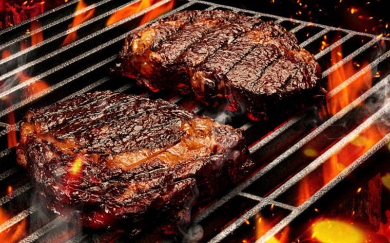 Open Fire Barbecue - Juicy Meat